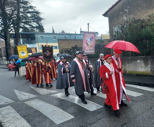 2 defile sous la pluie 3 1 